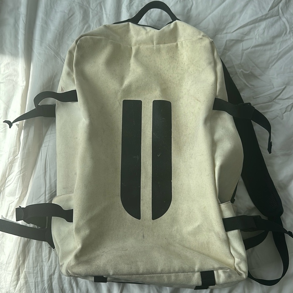 Nobull horns ivory duffleback